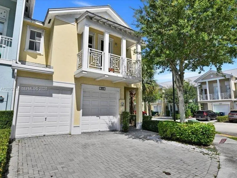 7490 NW 115th Ct Doral, FL 33178