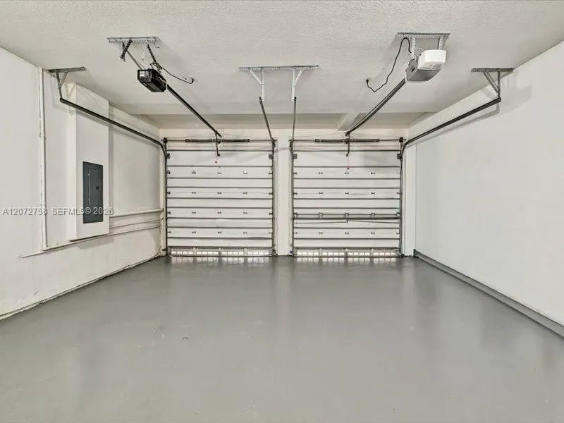 7490 NW 115th Ct Doral, FL 33178