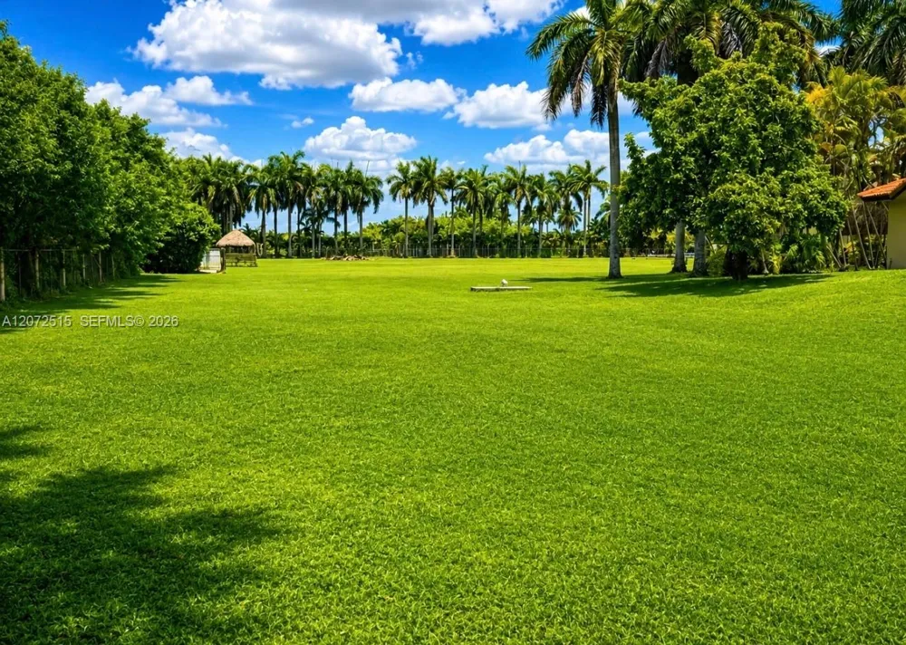 19701 SW 197th Ave Miami, FL 33187