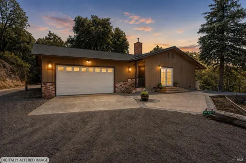 4555 East Side Calpella Road