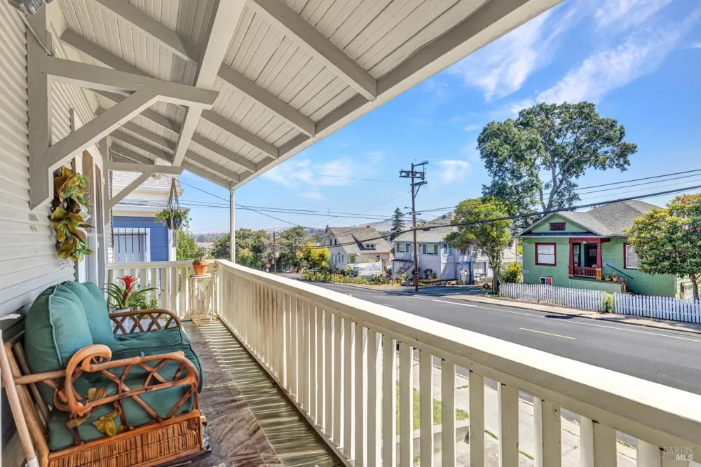 807 El Dorado Street Vallejo, CA 94590