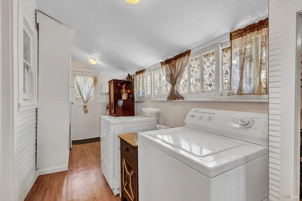 807 El Dorado Street Vallejo, CA 94590