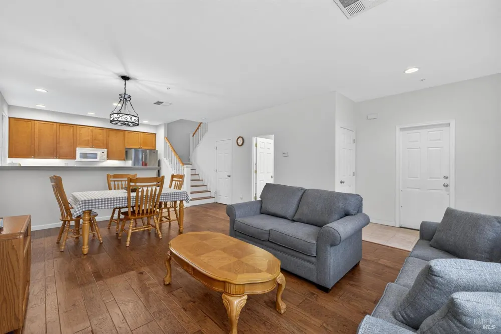 7942 Scriver Court Cotati, CA 94931
