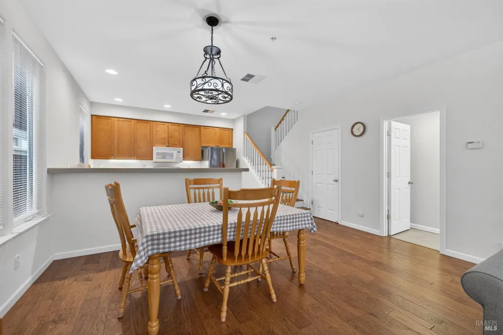 7942 Scriver Court Cotati, CA 94931