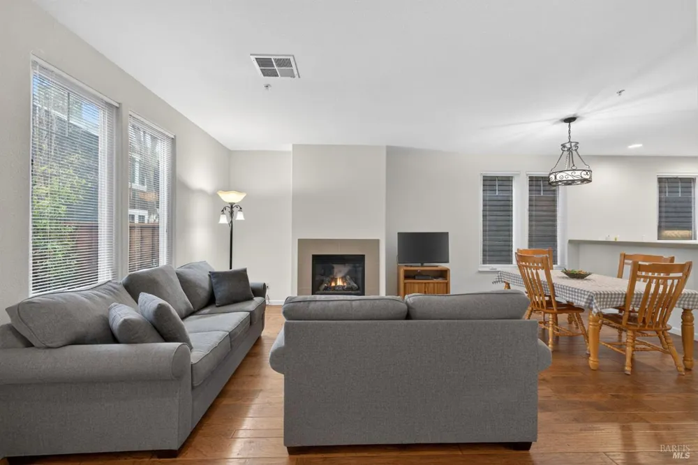 7942 Scriver Court Cotati, CA 94931