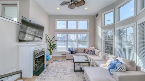 9100 Atlantic Ave