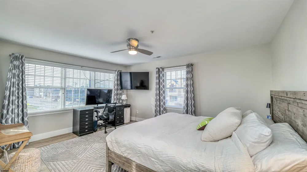 9100 Atlantic Ave Margate, NJ 08402