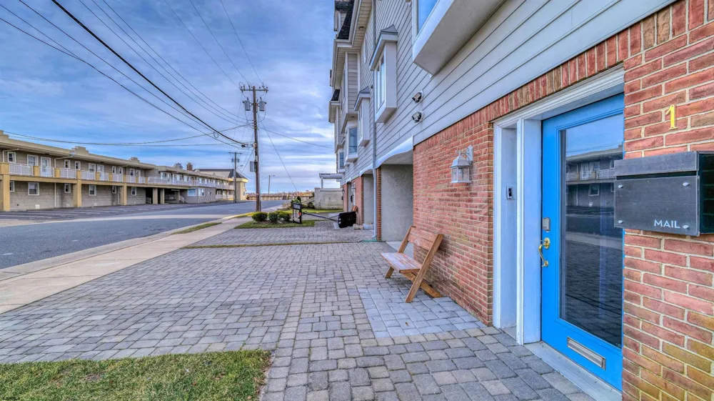 9100 Atlantic Ave Margate, NJ 08402