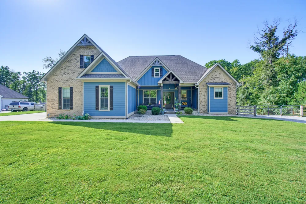 11964 Armstrong Road Soddy Daisy, TN 37379