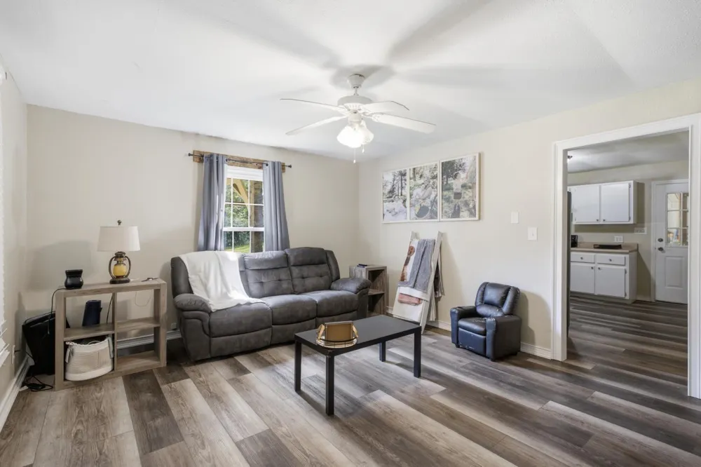 2112 Halls Valley Road Trion, GA 30753