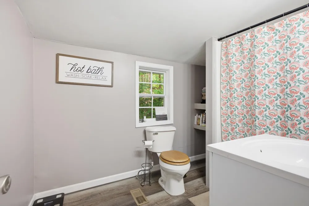 2112 Halls Valley Road Trion, GA 30753