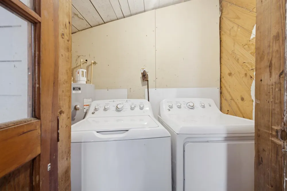 2112 Halls Valley Road Trion, GA 30753