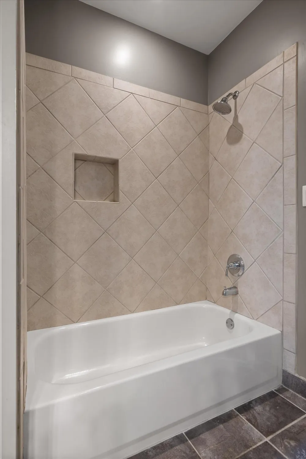 4 Cherokee Boulevard Chattanooga, TN 37405