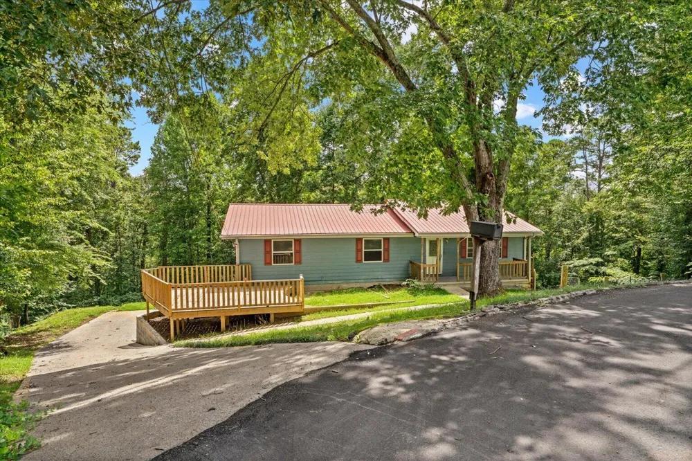 49 Dee Vue Lane Rossville, GA 30741