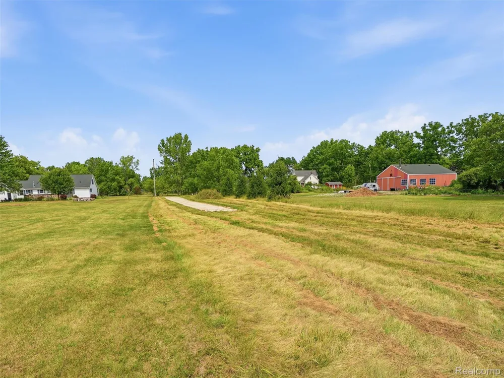 12 Mile Rd Green Oak Township, MI 48178