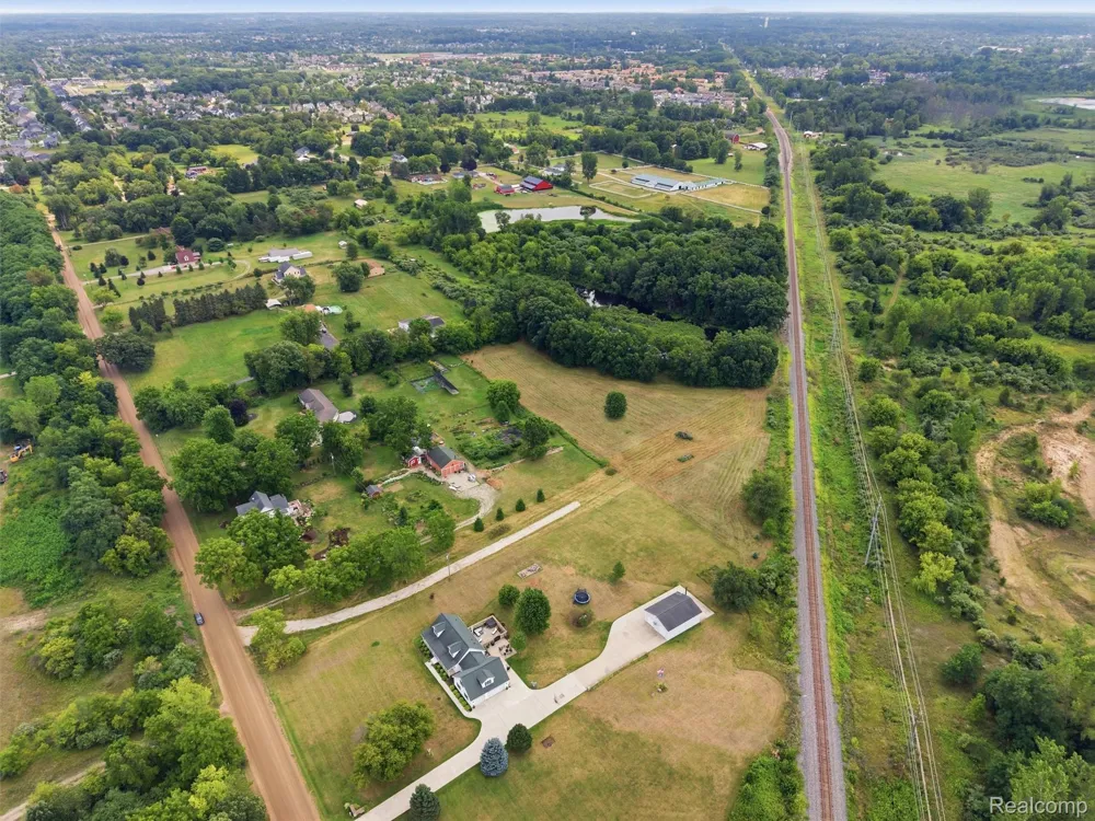 12 Mile Rd Green Oak Township, MI 48178