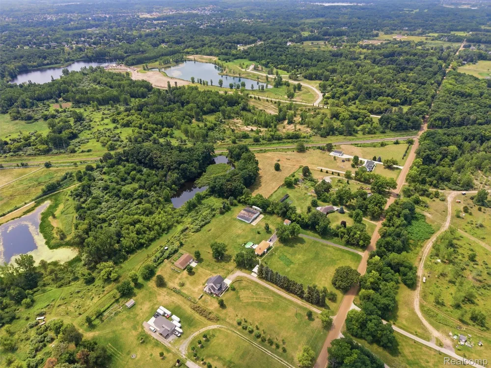12 Mile Rd Green Oak Township, MI 48178