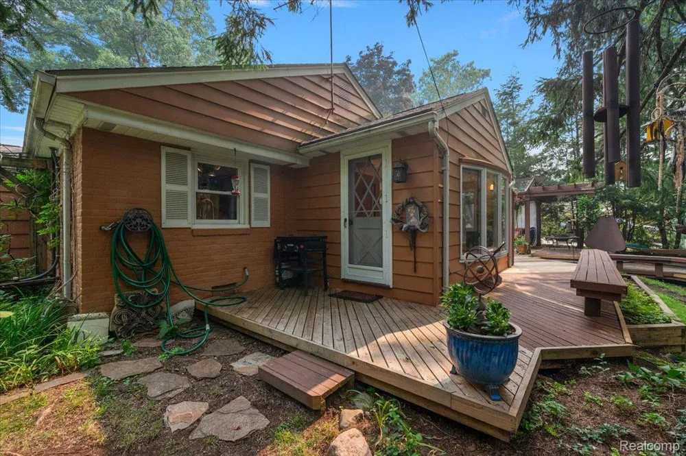 4170 Sandy Lane Bloomfield Hills City, MI 48301
