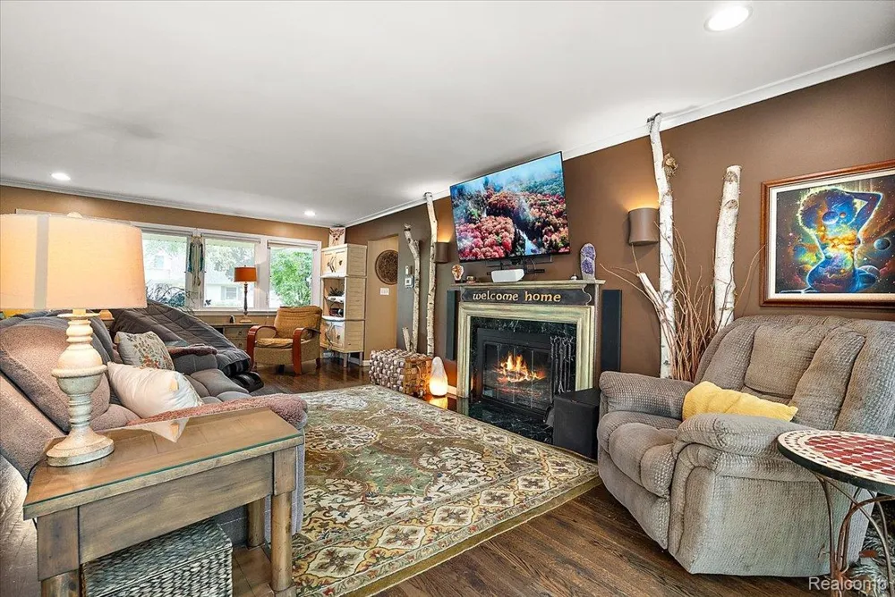 4170 Sandy Lane Bloomfield Hills City, MI 48301