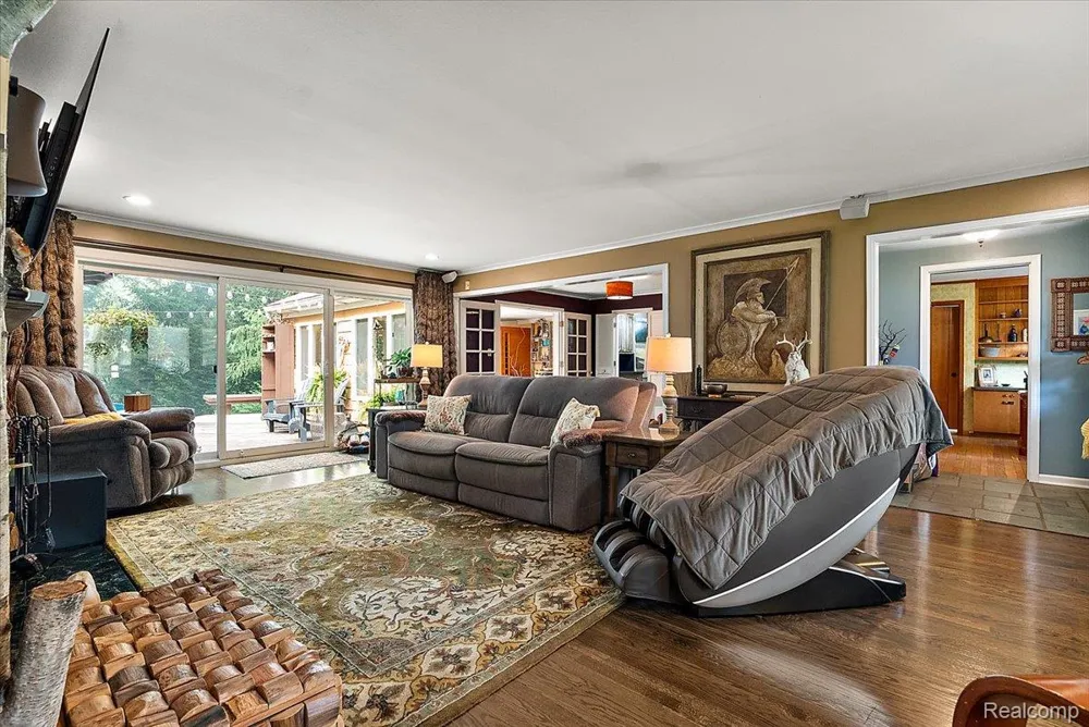4170 Sandy Lane Bloomfield Hills City, MI 48301