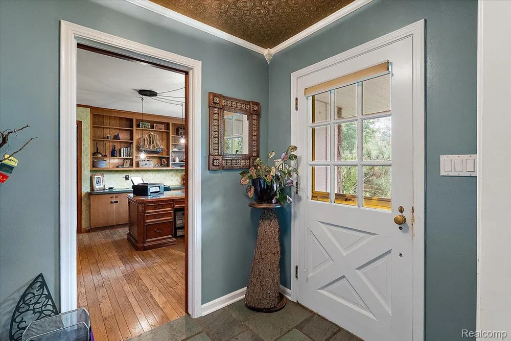 4170 Sandy Lane Bloomfield Hills City, MI 48301