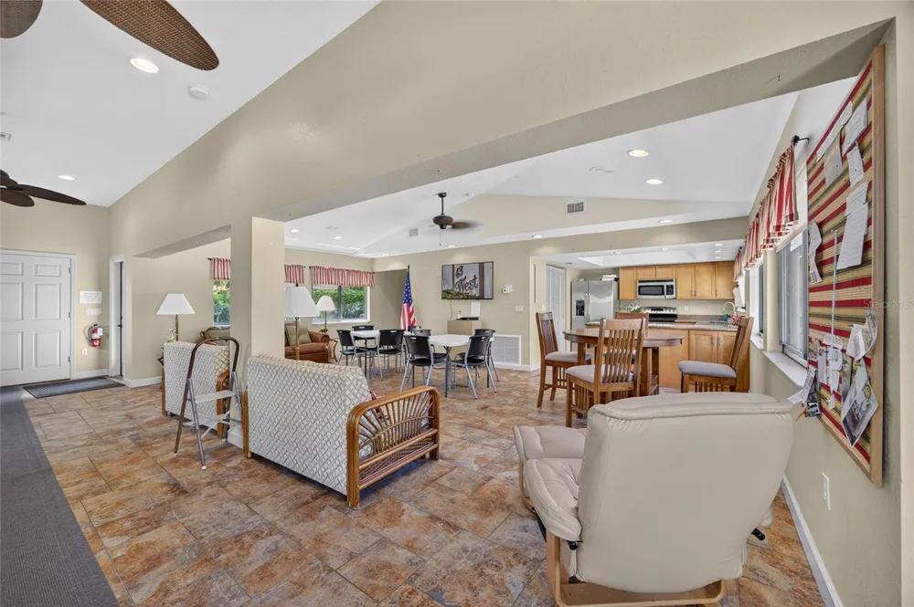 4307 PARK LAKE TERRACE Bradenton, FL 34209