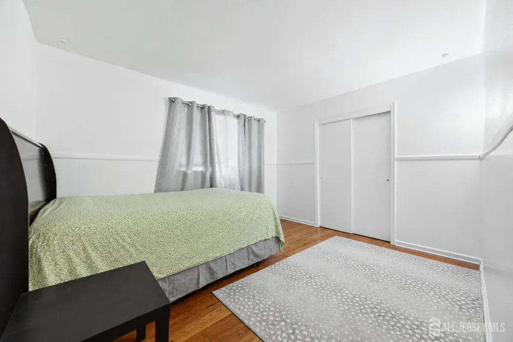 524 Lloyd Road Matawan, NJ 07747