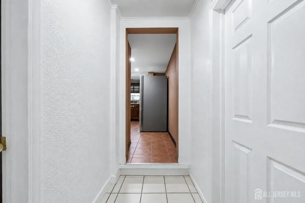 524 Lloyd Road Matawan, NJ 07747