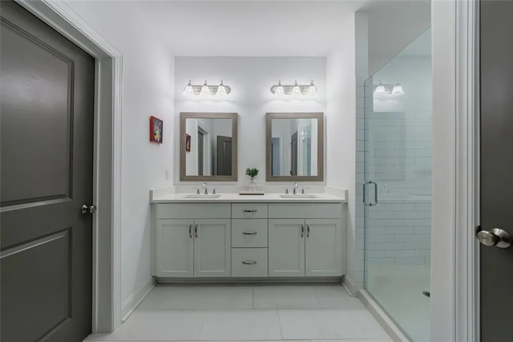 4989 Sealy Circle Peachtree Corners, GA 30092