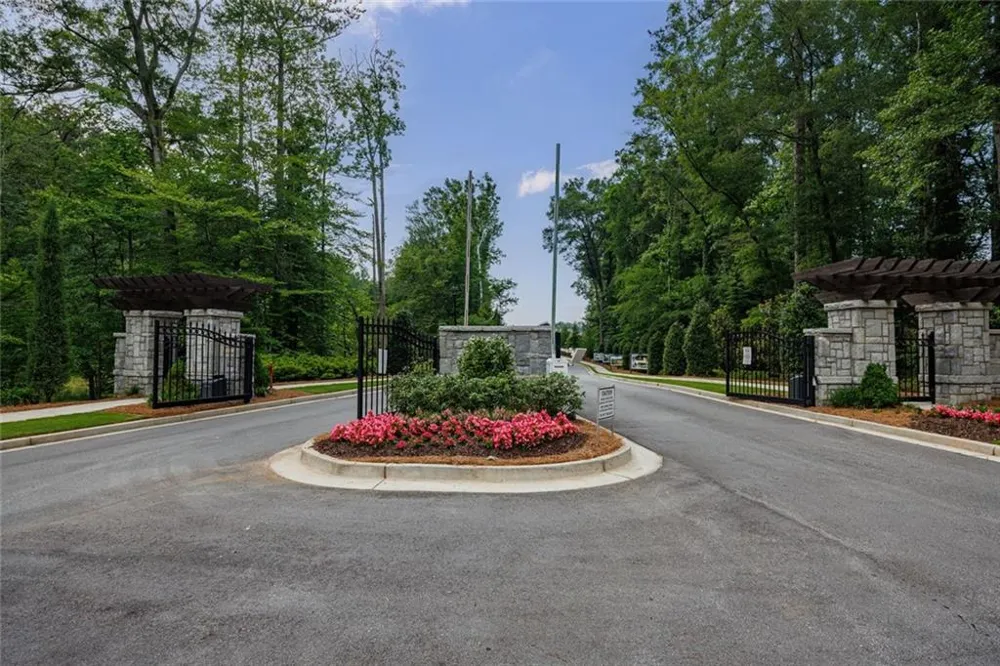 4989 Sealy Circle Peachtree Corners, GA 30092