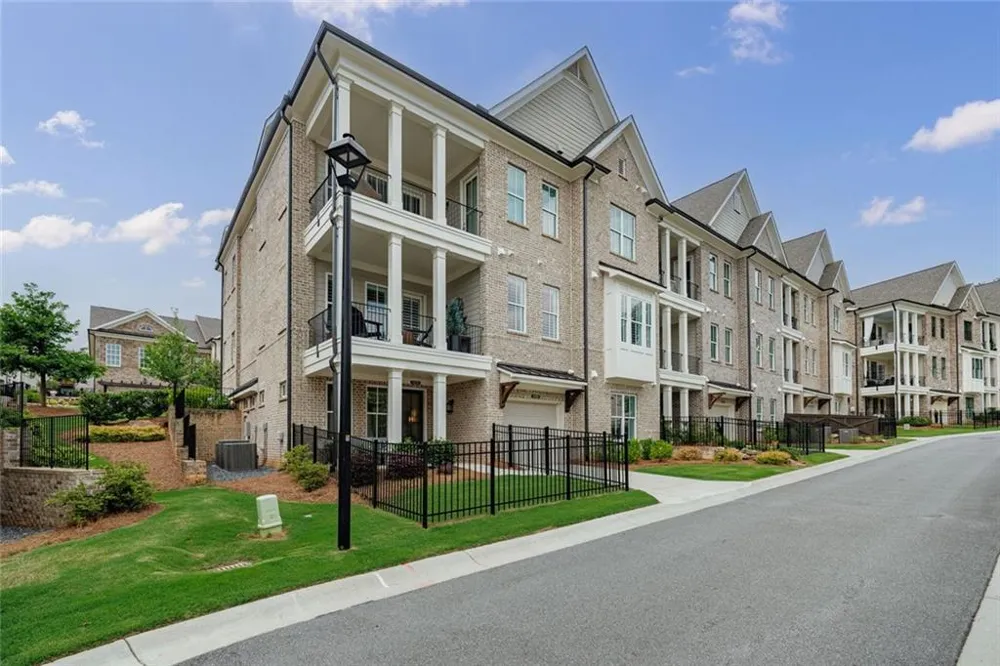 4989 Sealy Circle Peachtree Corners, GA 30092