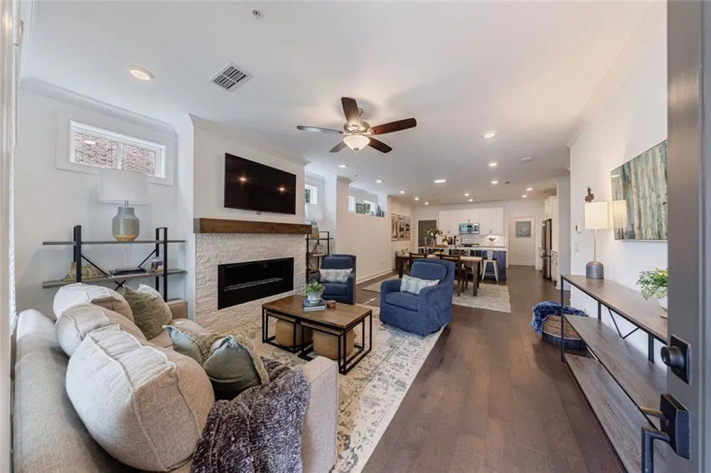 4989 Sealy Circle Peachtree Corners, GA 30092