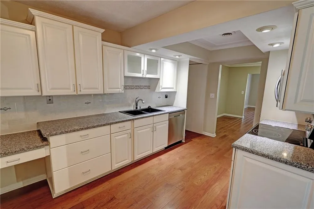 6412 Deerings Lane Peachtree Corners, GA 30092