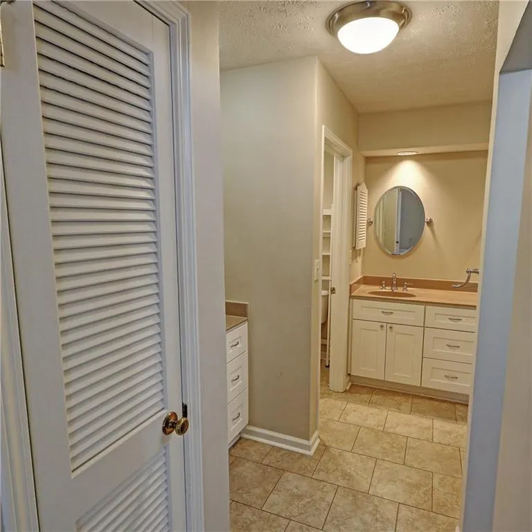 6412 Deerings Lane Peachtree Corners, GA 30092