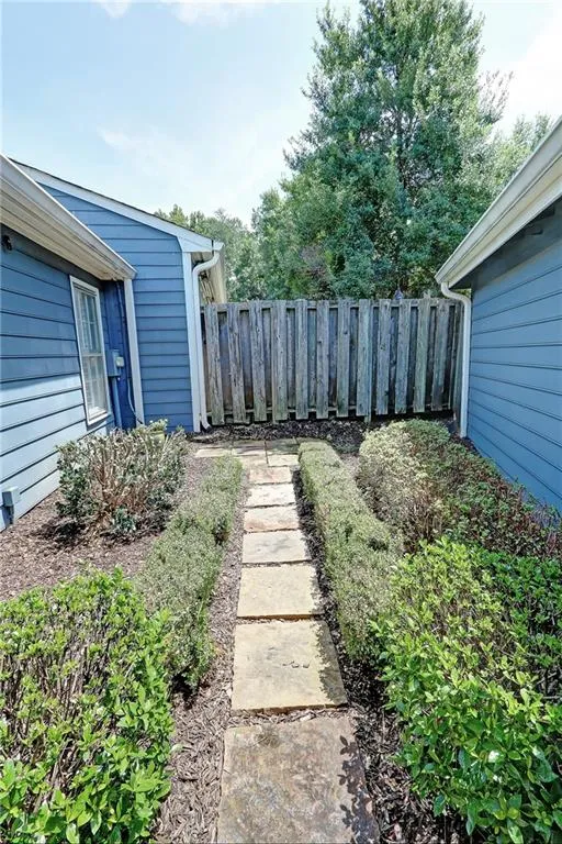 6412 Deerings Lane Peachtree Corners, GA 30092