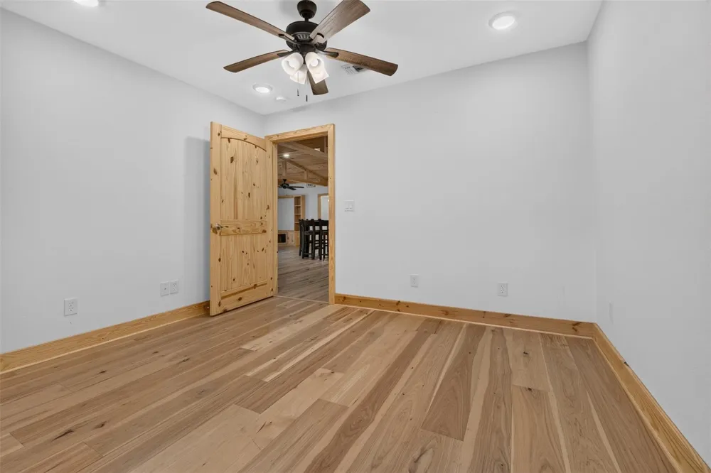 3961 Clay Creek Road Brenham, TX 77833