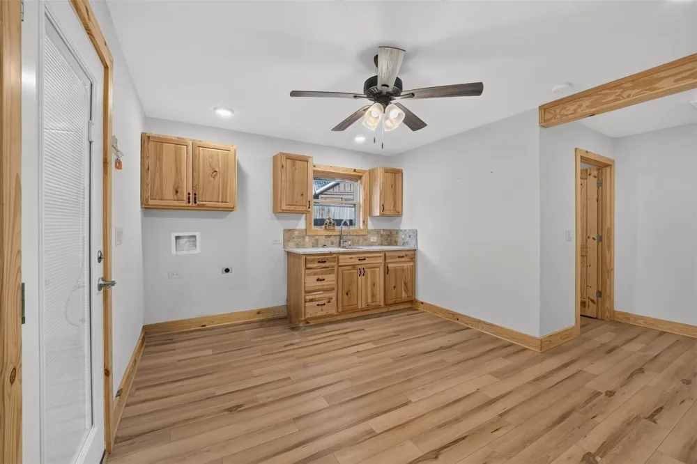 3961 Clay Creek Road Brenham, TX 77833