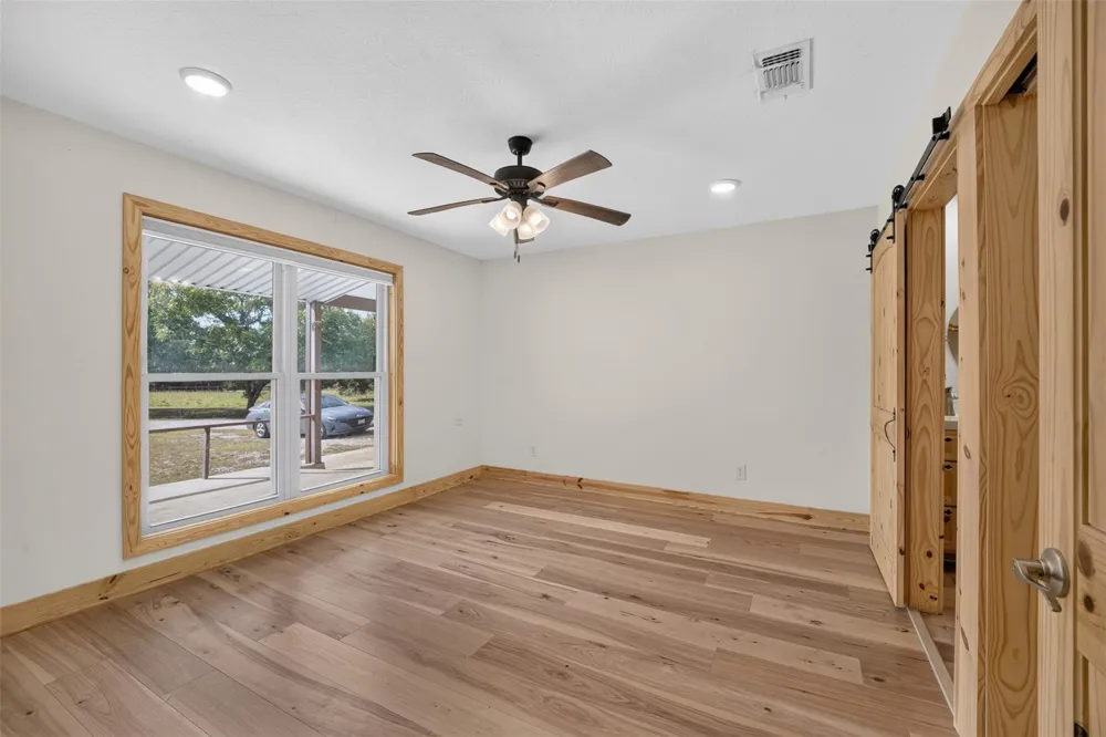 3961 Clay Creek Road Brenham, TX 77833