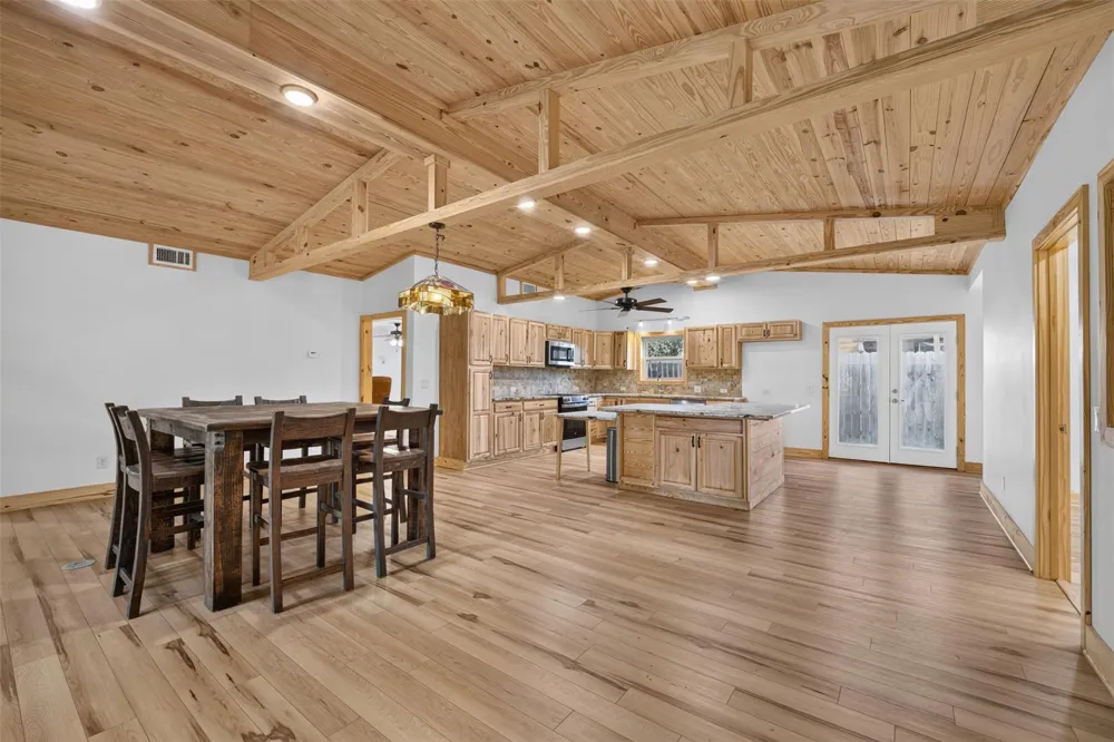3961 Clay Creek Road Brenham, TX 77833