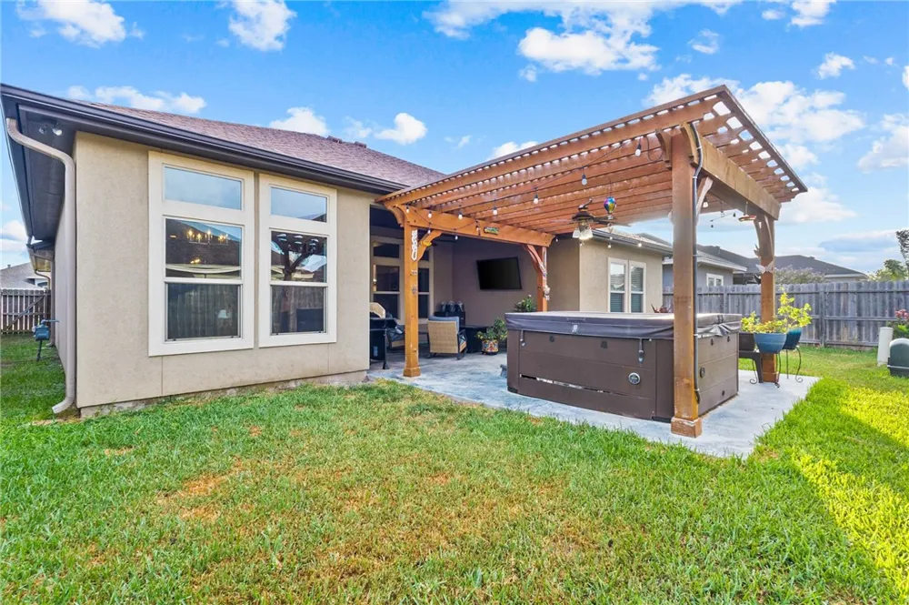 6822 Mets Court Corpus Christi, TX 78414