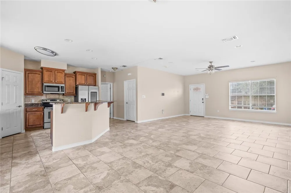1203 Taylor Street Beeville, TX 78102
