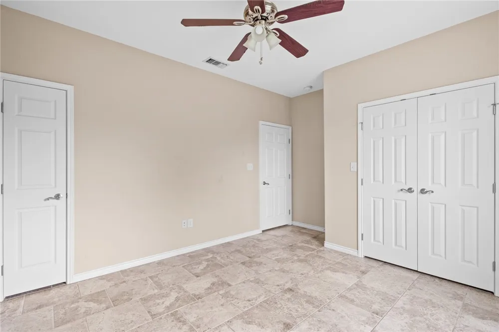 1203 Taylor Street Beeville, TX 78102