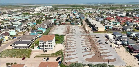 770 Sandcastle Dr, Unit #31 Drive