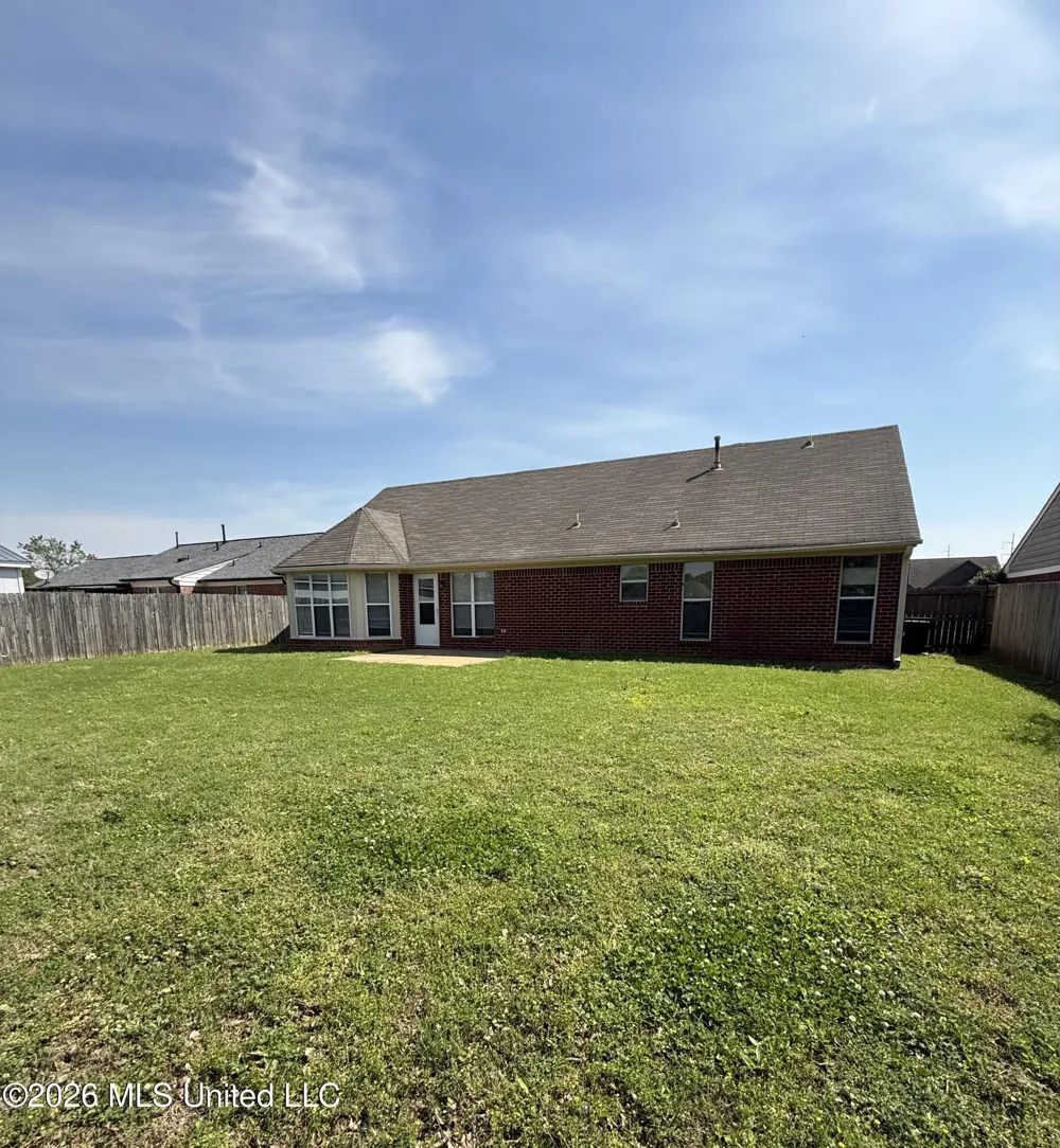 9067 Pimlico Drive Southaven, MS 38671