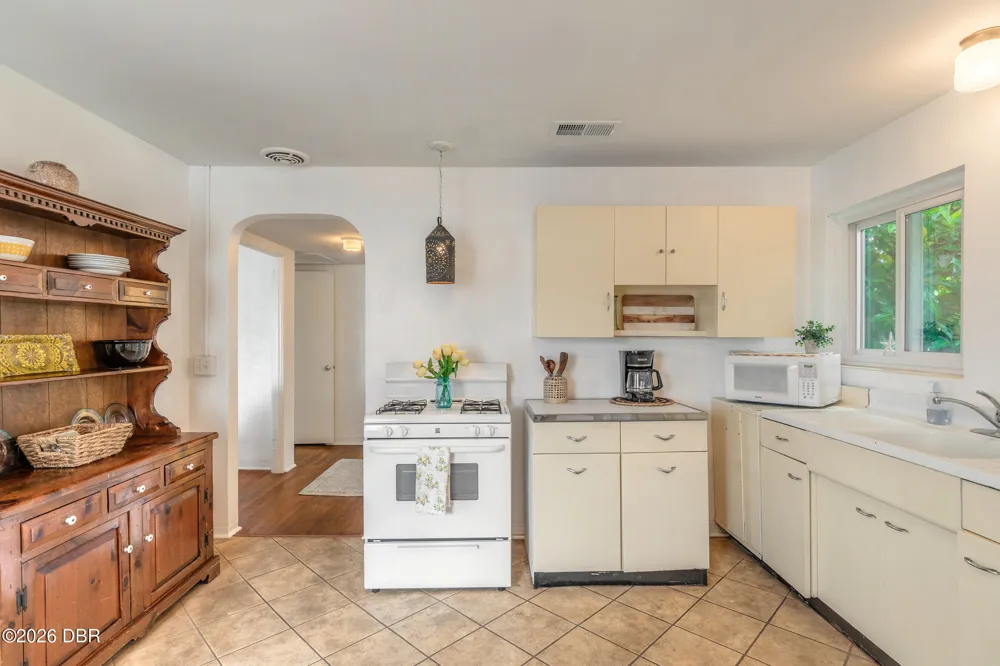 841 Cordova Avenue Ormond Beach, FL 32174
