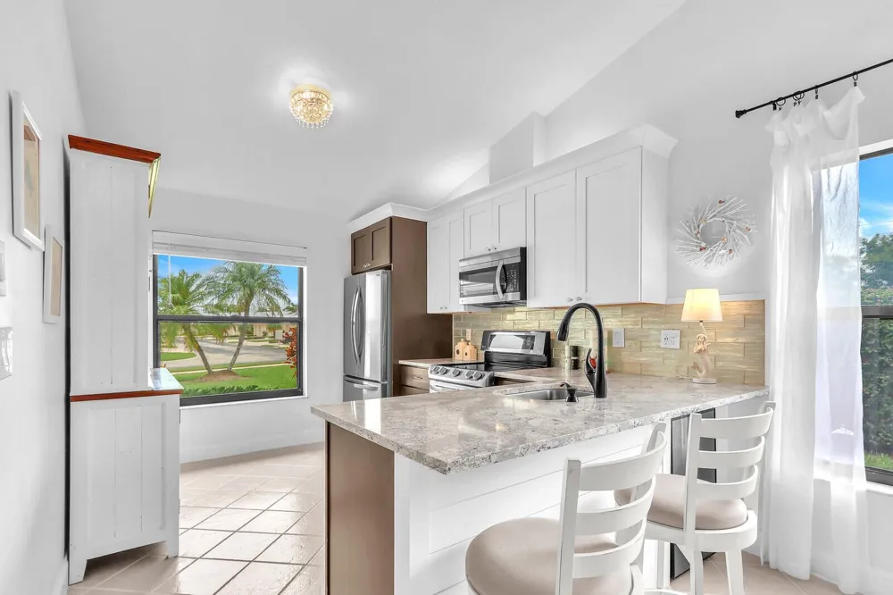 7655 SE Sugar Sand Circle Hobe Sound, FL 33455