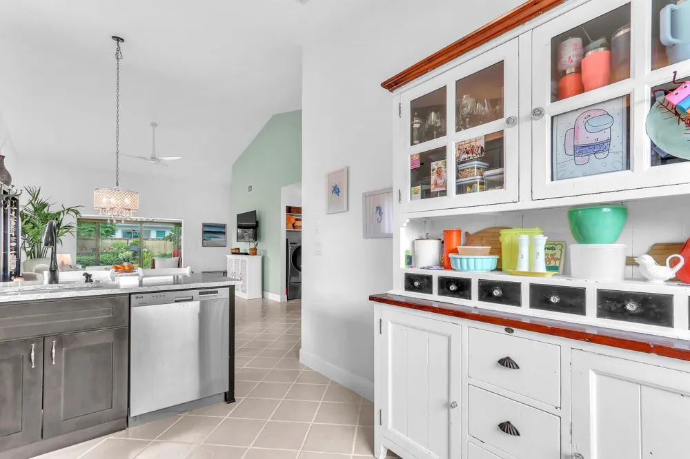 7655 SE Sugar Sand Circle Hobe Sound, FL 33455