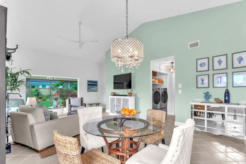 7655 SE Sugar Sand Circle Hobe Sound, FL 33455