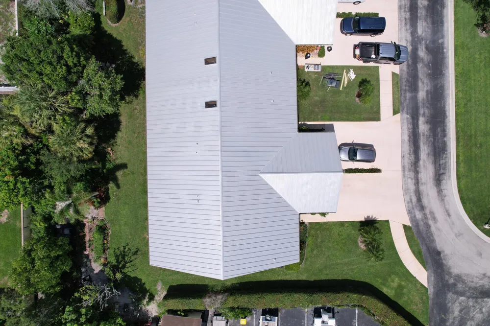 7655 SE Sugar Sand Circle Hobe Sound, FL 33455