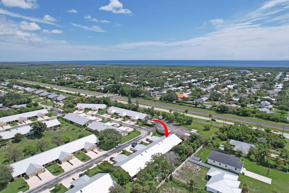 7655 SE Sugar Sand Circle Hobe Sound, FL 33455